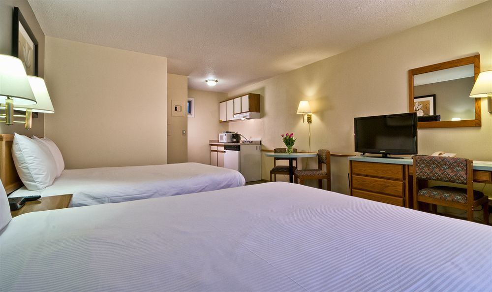Siesta Hotel Kelowna
