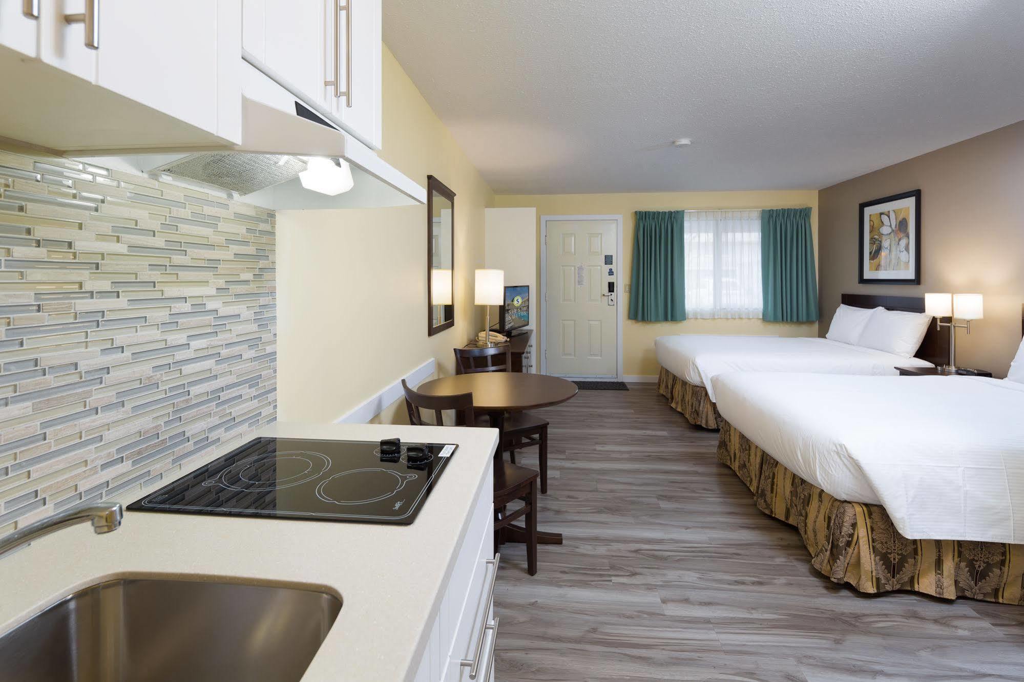 Siesta Hotel 3*